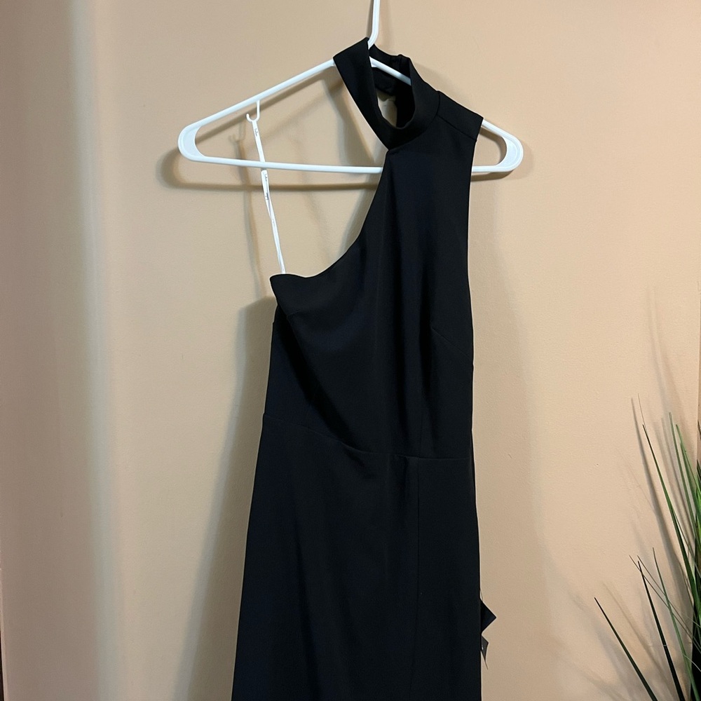 Elegant Black Halter Dress - Picture 5 of 5